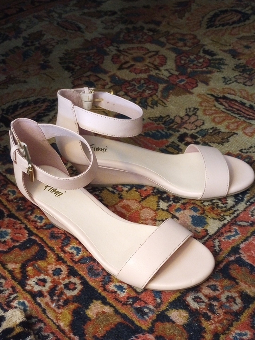 Fioni Pale Pink Wedge Sandals